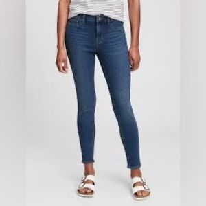 Gap Favorite Jegging 27